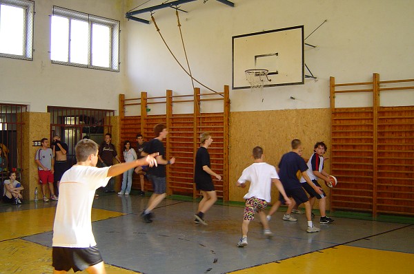 24-hodinový basketbal